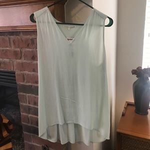 Violet & Claire Sleeveless Blouse